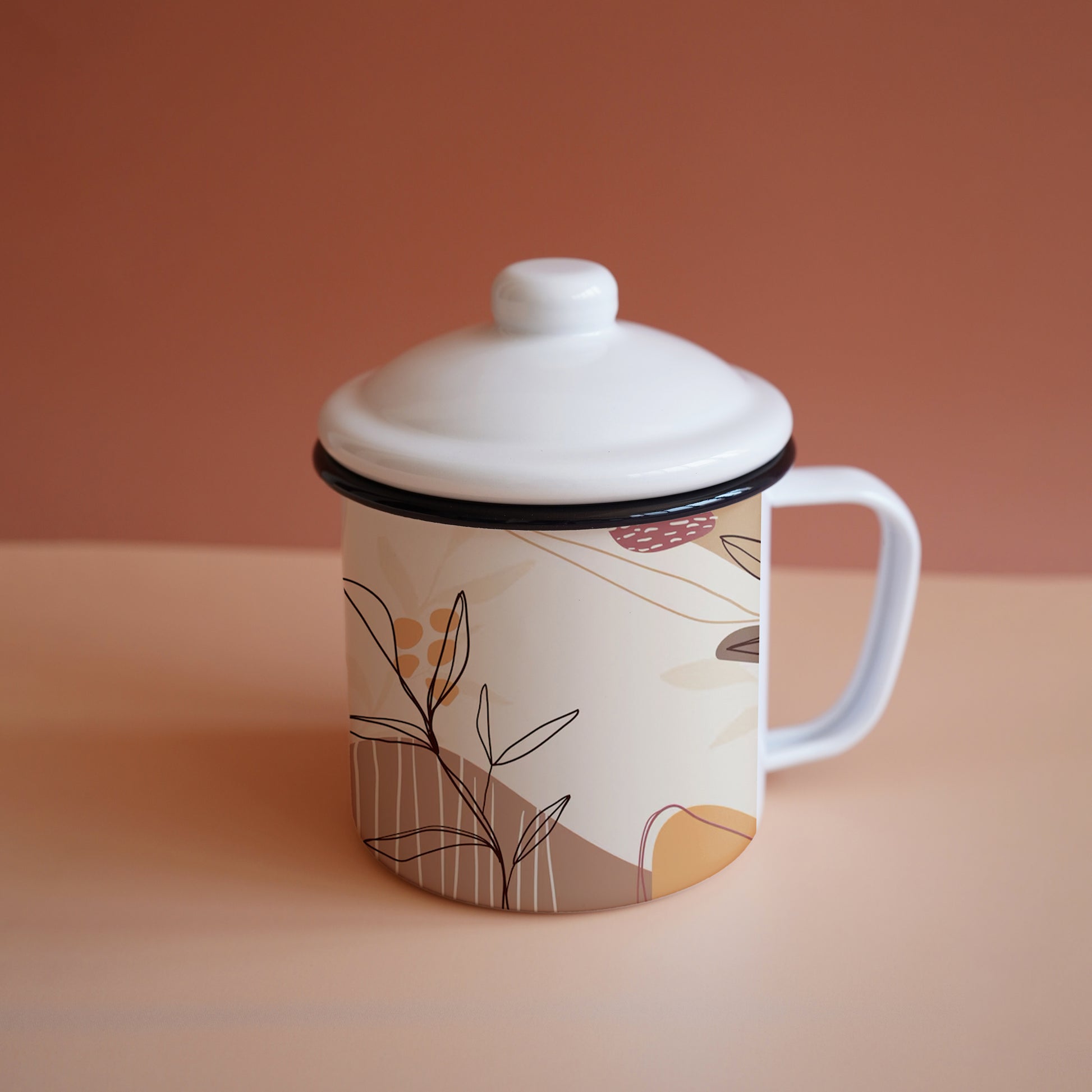 Tazza con coperchio