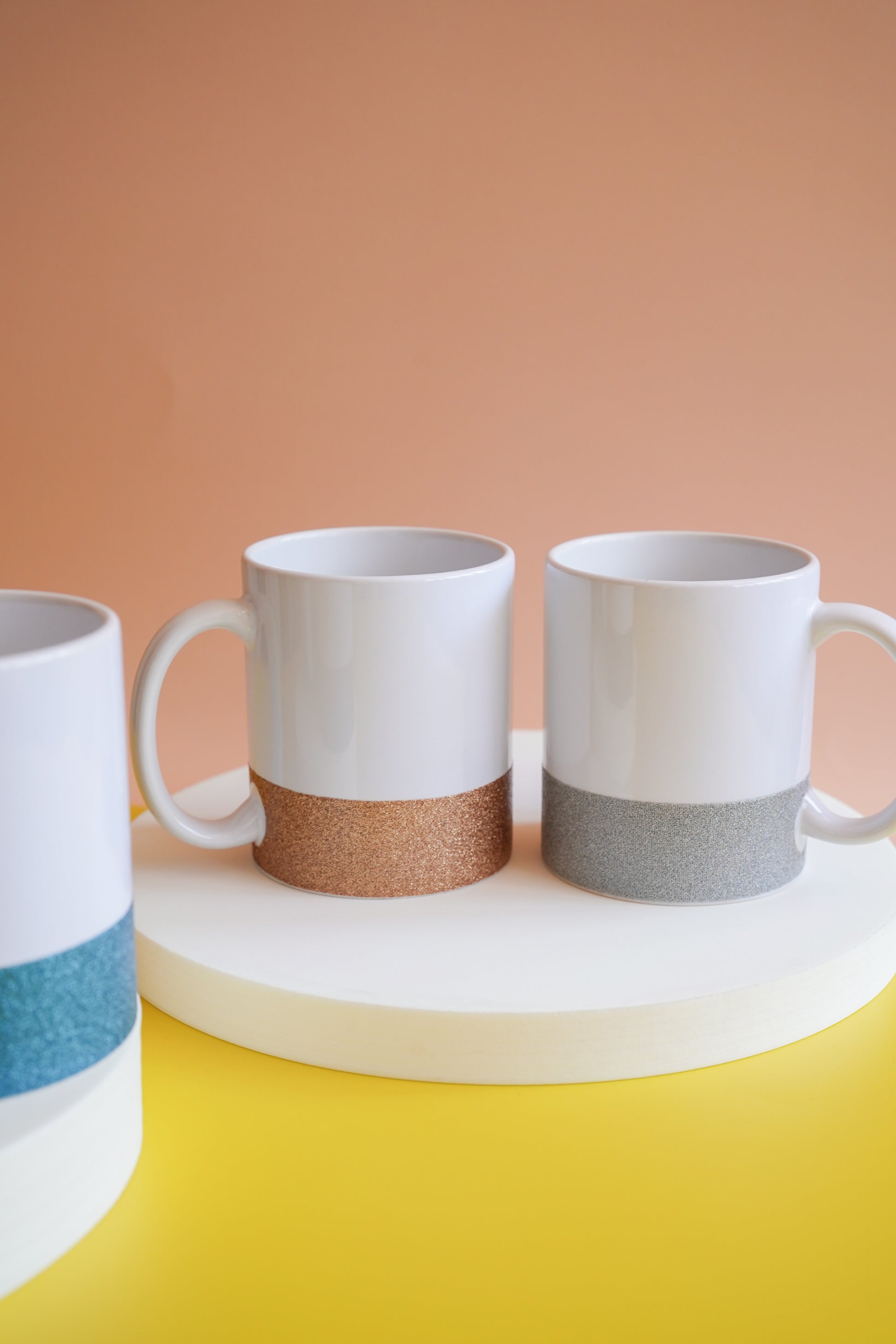 Tazza con cinturino glitterato
