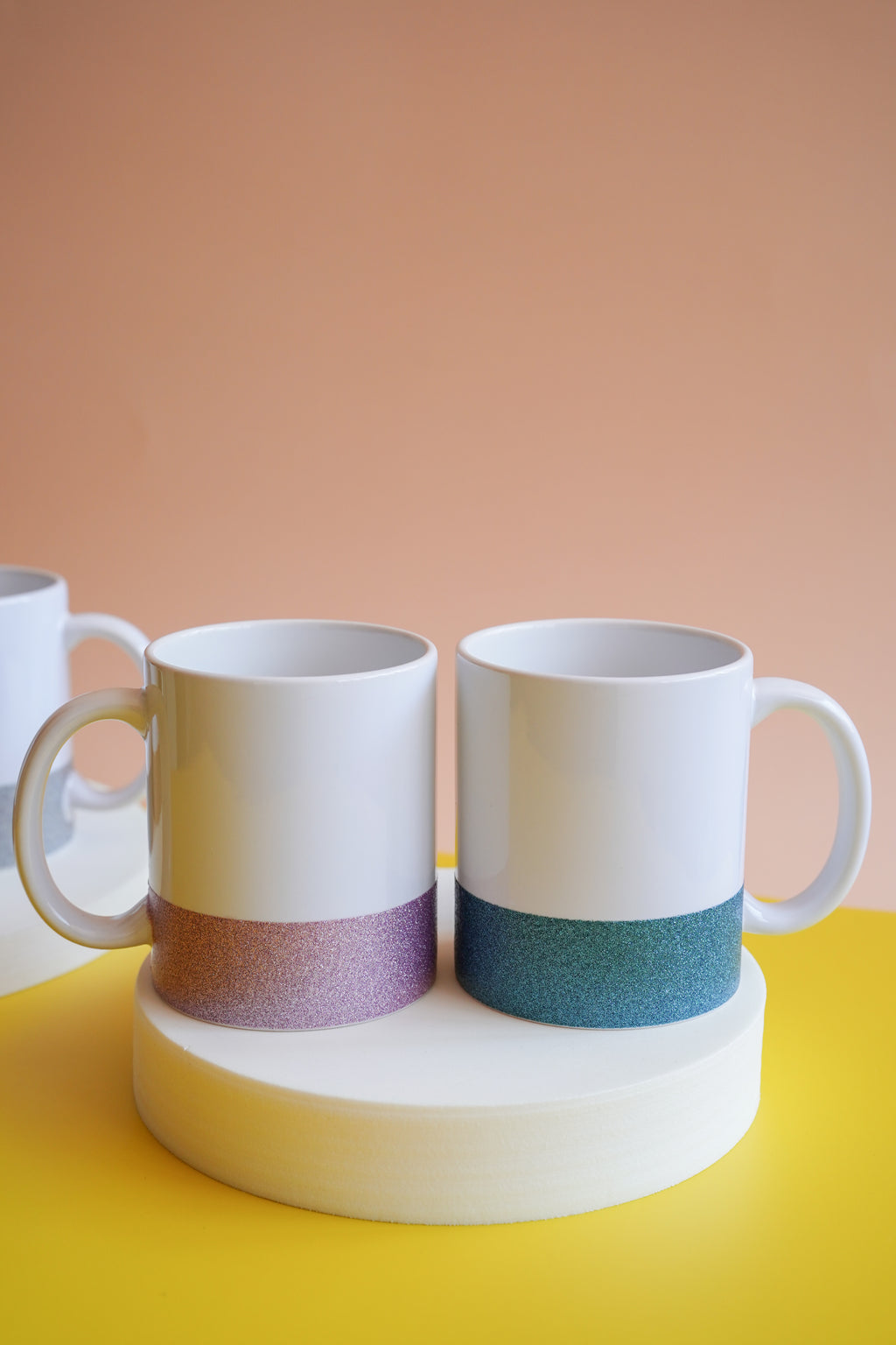 Tazza con cinturino glitterato